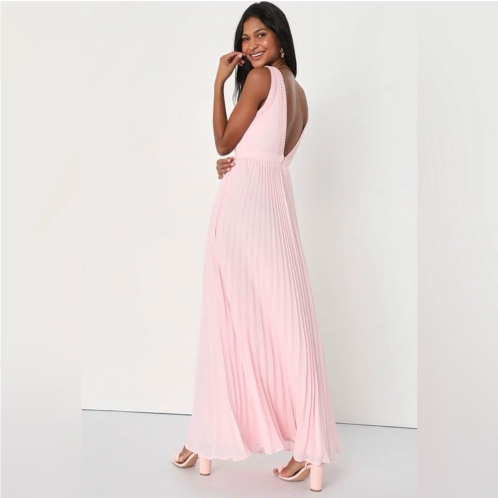 Lulu’s Pink Allure Pleated Maxi Dress S NWT Embroidered Bridesmaid Low Back